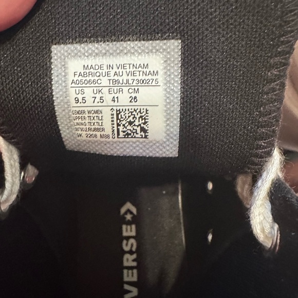 Women’s Converse chuck Taylor sneaker size 9.5 EUC - Picture 6 of 6